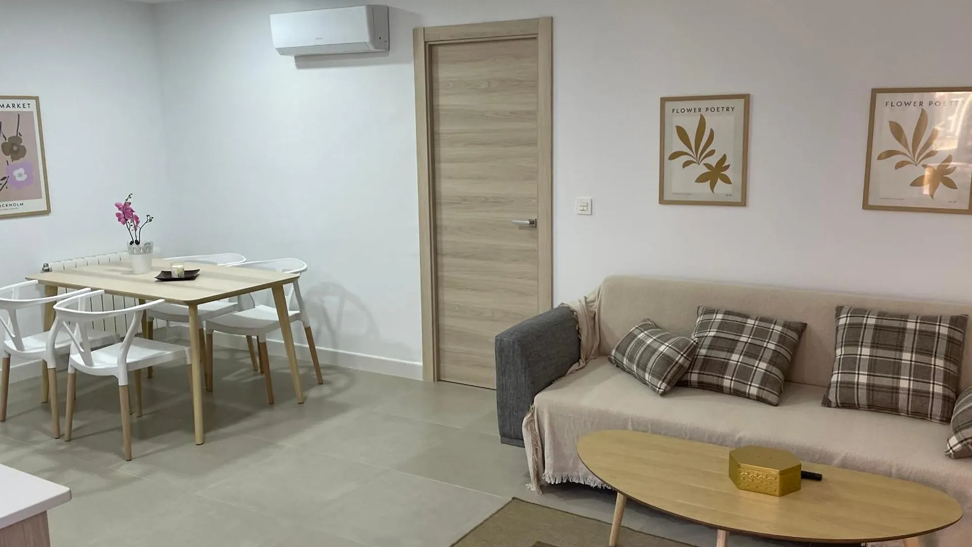 Fantastico Apartamento Trajano Parking Gratuito Granada 0*,  Spain